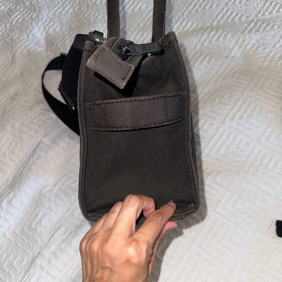 Marc Jacobs Black Canvas Tote Bag - Picture 10 of 11